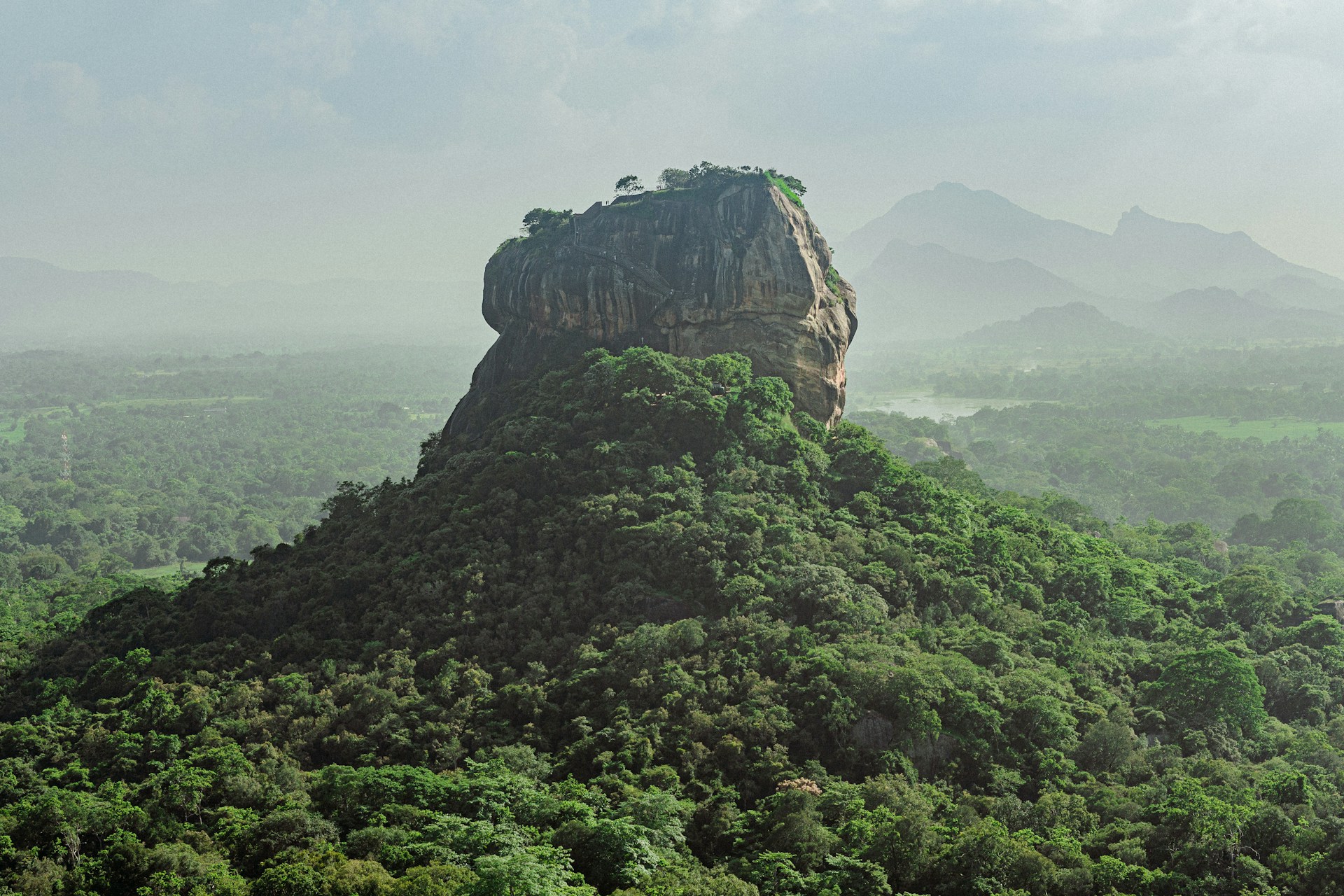 The ideal one-week sri lanka itinerary for First-time visitors
